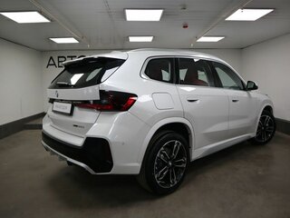 2025 BMW X1 Long 25Li sDrive III (U11/U12), белый, 5350000 рублей, вид 3
