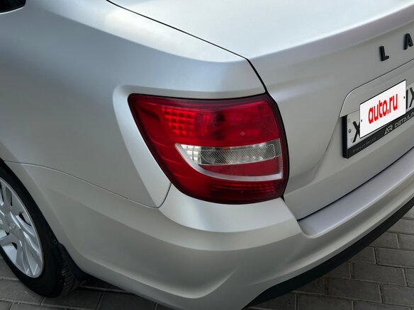 2024 Lada (ВАЗ) Granta I Рестайлинг, серебристый, 950000 рублей - вид 10