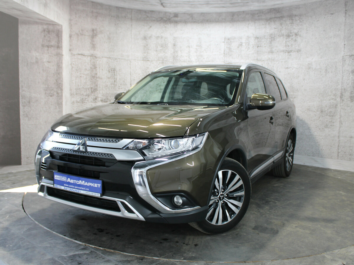Открыть фотографии: Mitsubishi Outlander III Рестайлинг 3