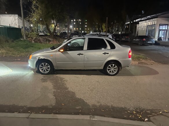 2008 Lada (ВАЗ) Kalina I, серебристый, 75000 рублей - вид 4