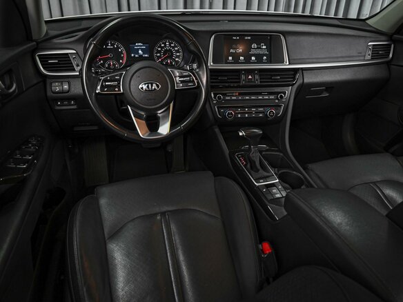 2019 Kia Optima IV Рестайлинг, белый - вид 5