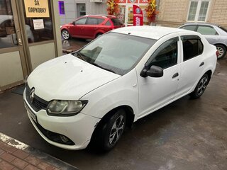2015 Renault Logan II, белый, 420000 рублей, вид 1