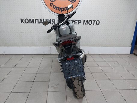 2023 Honda X-ADV, серый, 1449000 рублей, вид 4