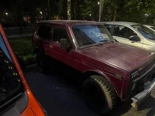 2001 Lada (ВАЗ) 2121 (4x4) I Рестайлинг, пурпурный, 95000 рублей, вид 2