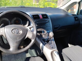 2008 Toyota Auris I, серебристый, 560000 рублей, вид 5