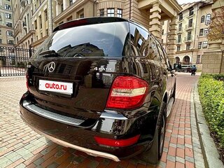 2008 Mercedes-Benz M-Класс 350 II (W164) Рестайлинг, чёрный, 1050000 рублей, вид 3