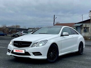 2013 Mercedes-Benz E-Класс 200 7G-Tronic IV (W212, S212, C207), белый, 1799000 рублей, вид 1