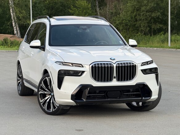 2023 BMW X7 40i I (G07) Рестайлинг, белый, 11200000 рублей - вид 13