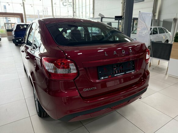 2025 Lada (ВАЗ) Granta I Рестайлинг, красный, 1110000 рублей - вид 7