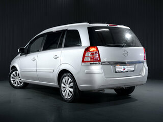 2012 Opel Zafira B Рестайлинг, серебристый, 579000 рублей, вид 5