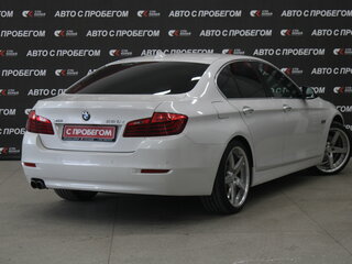 2013 BMW 5 серии 528i xDrive VI (F10/F11/F07) Рестайлинг, белый, 1693000 рублей, вид 3