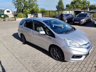 2013 Honda Fit Shuttle I Рестайлинг, серый, 900000 рублей, вид 3