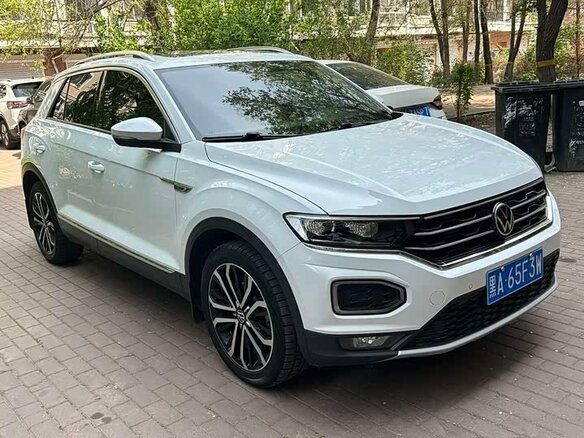 2022 Volkswagen T-Roc I (China Market), белый, 2050000 рублей - вид 2