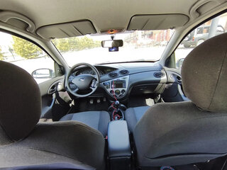 2004 Ford Focus I Рестайлинг, серебристый, 260000 рублей, вид 5
