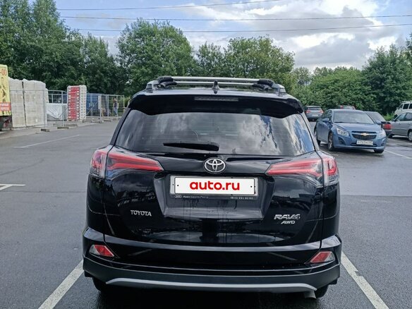 2018 Toyota RAV4 IV (XA40) Рестайлинг, чёрный, 2600000 рублей - вид 5