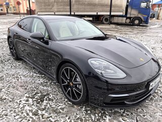 2018 Porsche Panamera 4 II, чёрный, 6500000 рублей, вид 3