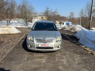 2007 Toyota Avensis II Рестайлинг, серебристый, 648000 рублей, вид 1