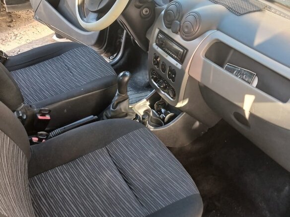 2014 Renault Sandero I, чёрный, 349000 рублей - вид 3