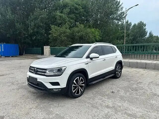 2022 Volkswagen Tharu I, белый, 1880000 рублей, вид 1