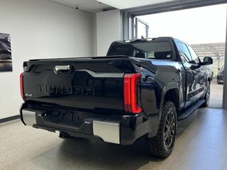 2021 Toyota Tundra Double Cab III, чёрный, 7700000 рублей, вид 5