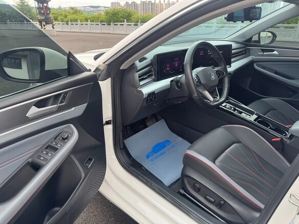 2023 Volkswagen Lamando L II, белый - вид 13