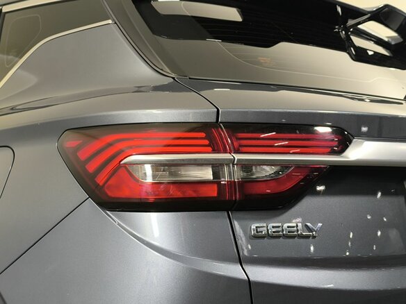 2021 Geely Coolray I, серый - вид 18