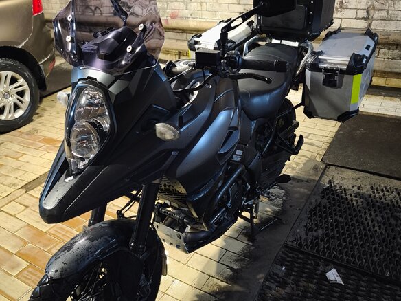 2017 Suzuki V-Strom 1000, чёрный, 600000 рублей - вид 12