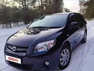 2011 Toyota Corolla Fielder X (E140, E150) Рестайлинг, чёрный, 960000 рублей, вид 1
