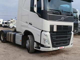 2022 Volvo FH 540, белый, 10397000 рублей, вид 2