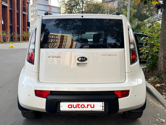 2011 Kia Soul I, белый, 700000 рублей - вид 5