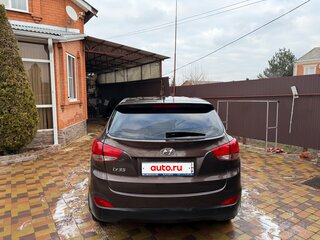 2014 Hyundai ix35 I Рестайлинг, коричневый, 1550000 рублей, вид 3
