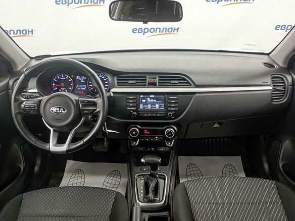 2019 Kia Rio IV, белый, 1105000 рублей - вид 8