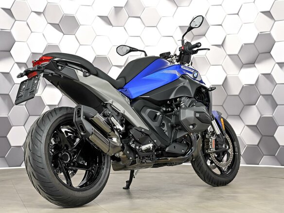 2025 BMW R 1300 R, синий, 2399000 рублей - вид 6
