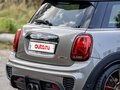 2020 Mini Hatch JCW III (F55/F56) Рестайлинг, серебристый, 2700000 рублей - вид 2
