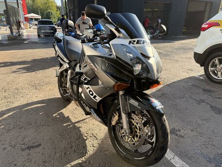 2002 Honda VFR 800, серебристый, 480000 рублей, вид 2