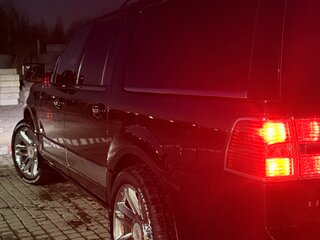 2007 Lincoln Navigator L III, чёрный, 3300000 рублей, вид 4