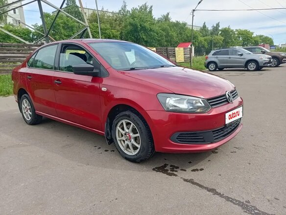 2012 Volkswagen Polo V, красный, 770000 рублей - вид 4