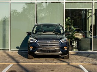 2017 Ford Kuga II Рестайлинг, серый, 1395000 рублей, вид 2