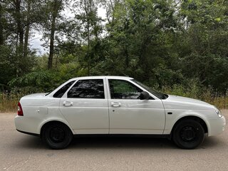 2015 Lada (ВАЗ) Priora I Рестайлинг, белый, 655000 рублей, вид 2