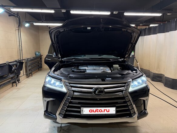 2019 Lexus LX 570 III Рестайлинг 2, чёрный, 8990000 рублей - вид 1