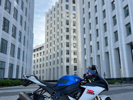 2011 Suzuki GSX-R 750, синий, 700000 рублей, вид 1