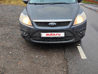 2011 Ford Focus II Рестайлинг, серый, 700000 рублей, вид 2