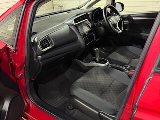2014 Honda Fit III, красный, 950000 рублей, вид 5
