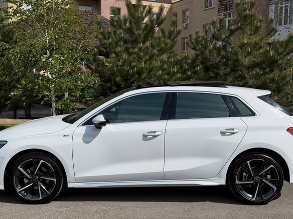 2023 Audi A3 35 TFSI Long IV (8Y), белый, 2240000 рублей - вид 4