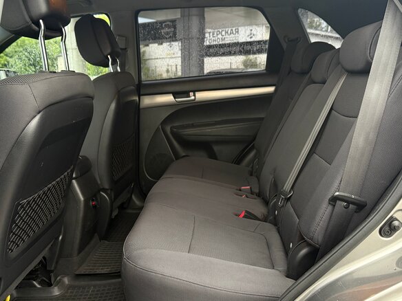 2010 Kia Sorento II, серый - вид 16