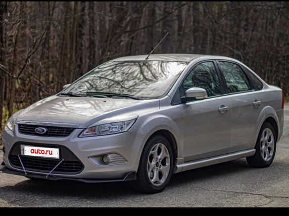 2011 Ford Focus II Рестайлинг, серебристый, 570000 рублей