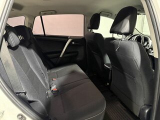 2017 Toyota RAV4 IV (XA40) Рестайлинг, белый, 1749800 рублей, вид 4