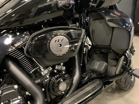 2026 Harley-Davidson Road Glide Limited, чёрный, 4650000 рублей, вид 5