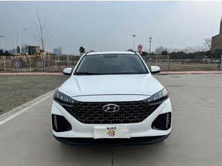 2021 Hyundai ix35 II Рестайлинг, белый, 1400000 рублей, вид 2