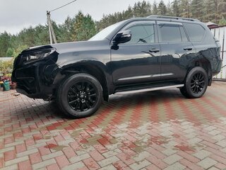2020 Toyota Land Cruiser Prado 150 Series Рестайлинг 3, чёрный, 6900000 рублей, вид 1